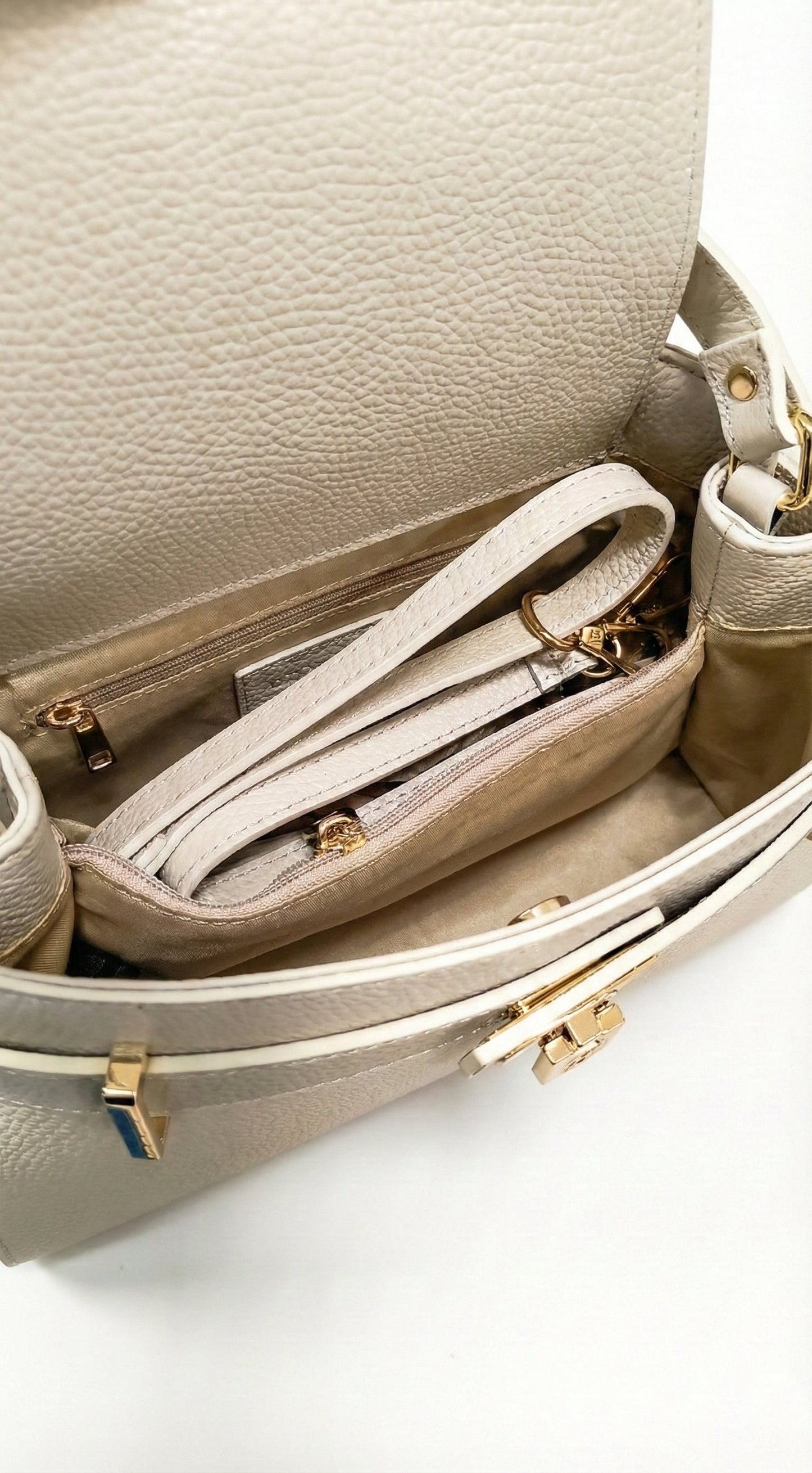 Structured Handbag in Genuine Dollaro Leather - Made in Italy - Art. 26044