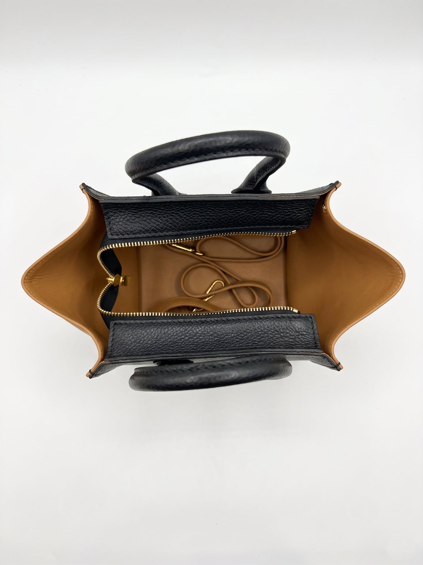 Structured Handbag in Genuine Dollaro Leather - Made in Italy - Art. 26124