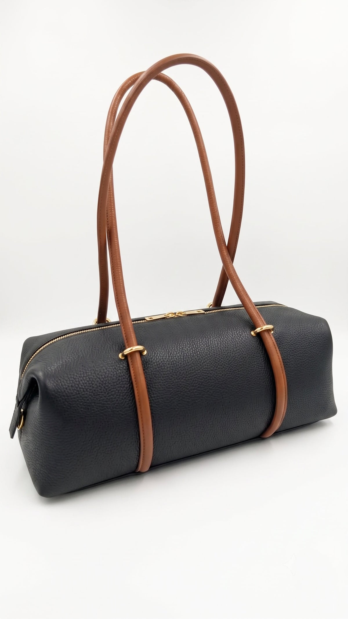 Soft Shoulder bag in Genuine Dollaro Leather - Made in Italy - Art. 26087