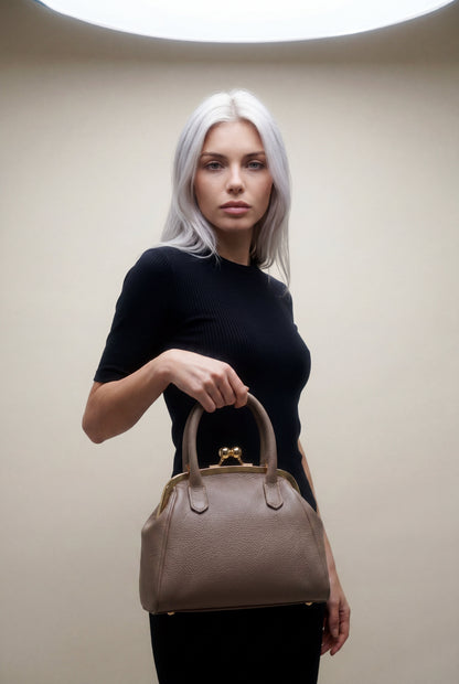 Structured Handbag in Genuine Dollaro Leather - Made in Italy - 26078D