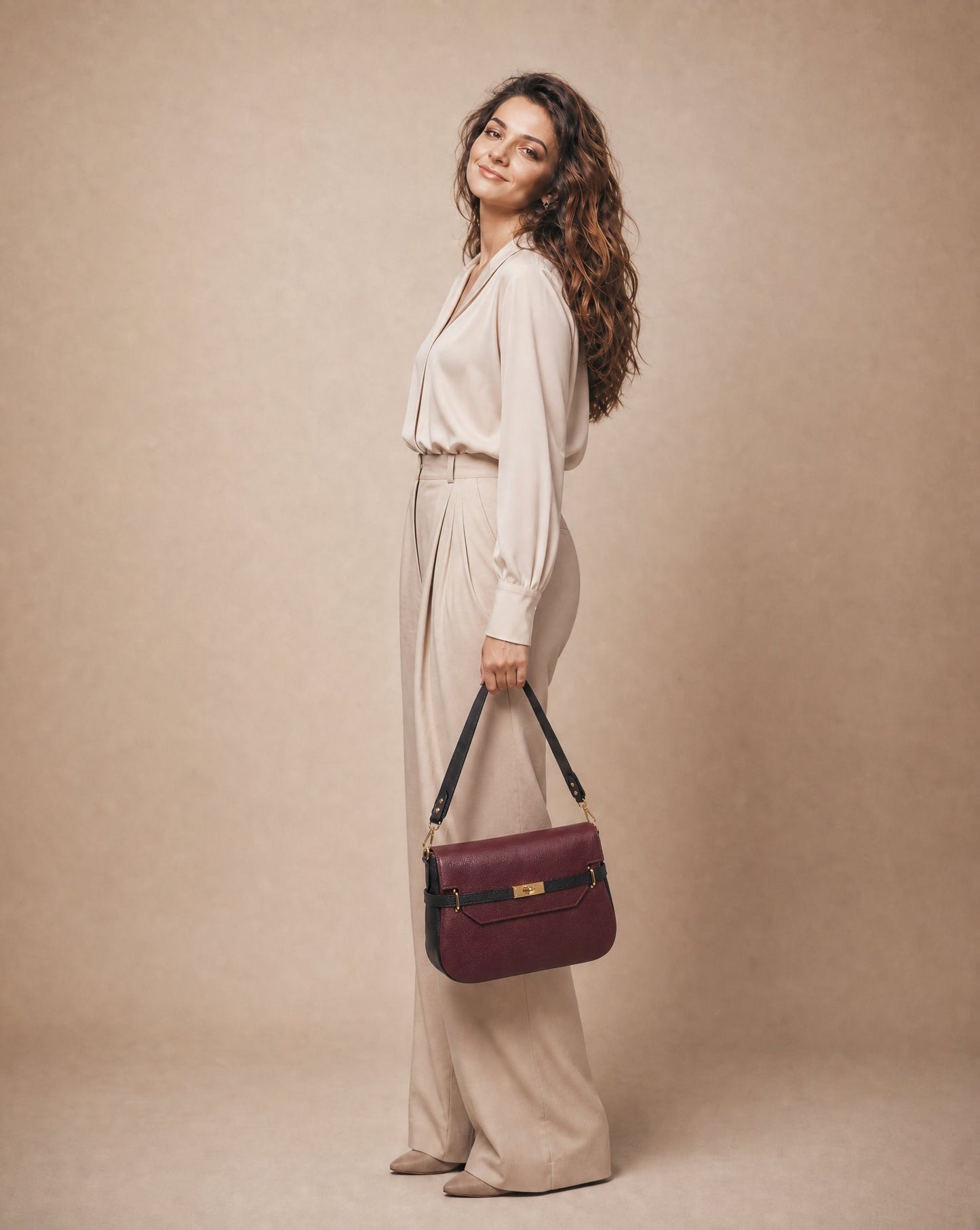 Structured Shoulder Bag in Genuine Dollaro Leather - Made in Italy - Art. 26102