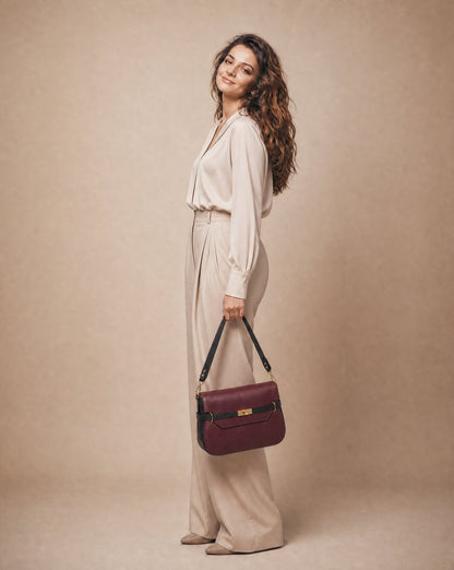 Structured Shoulder Bag in Genuine Dollaro Leather - Made in Italy - Art. 26102